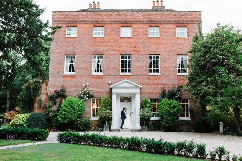 Mulberry House Pensionat Ongar Exteriör bild