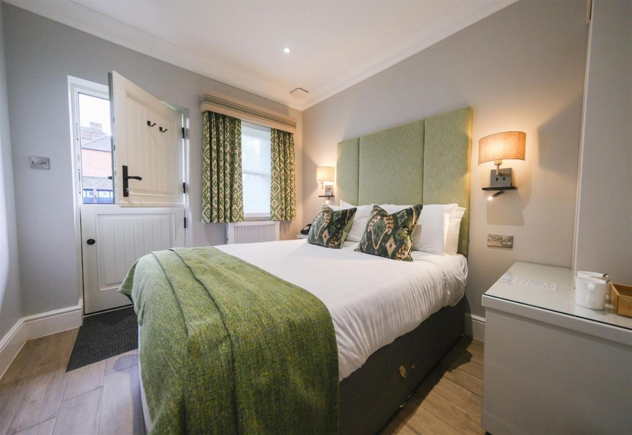 Mulberry House Pensionat Ongar Exteriör bild
