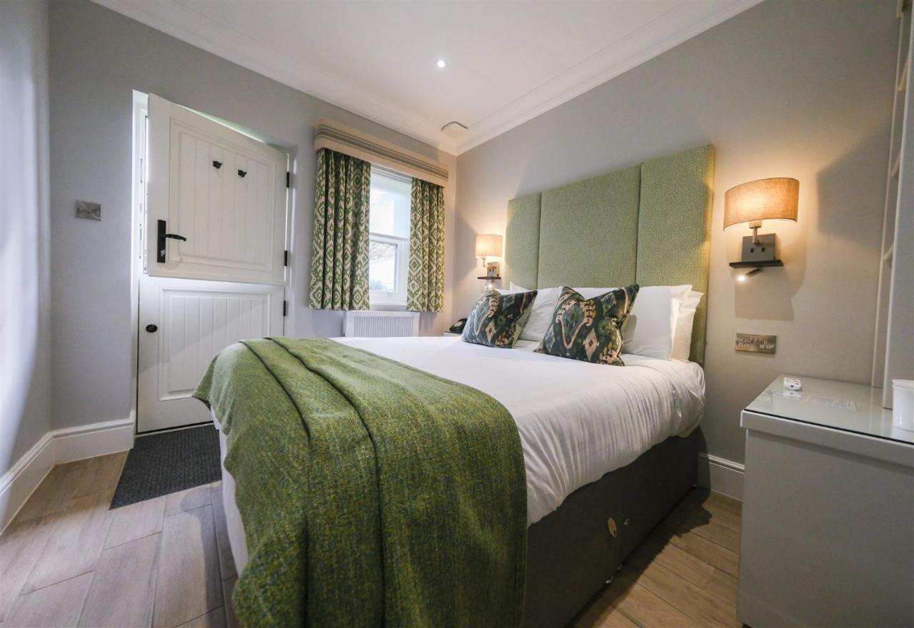 Mulberry House Pensionat Ongar Exteriör bild